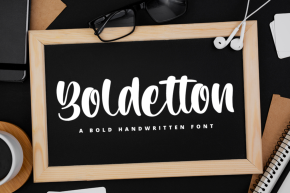 Boldetton Review: A Designer’s Take on This Script Typeface